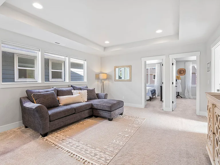 3722 NE Petrosa Ave — Photo 19