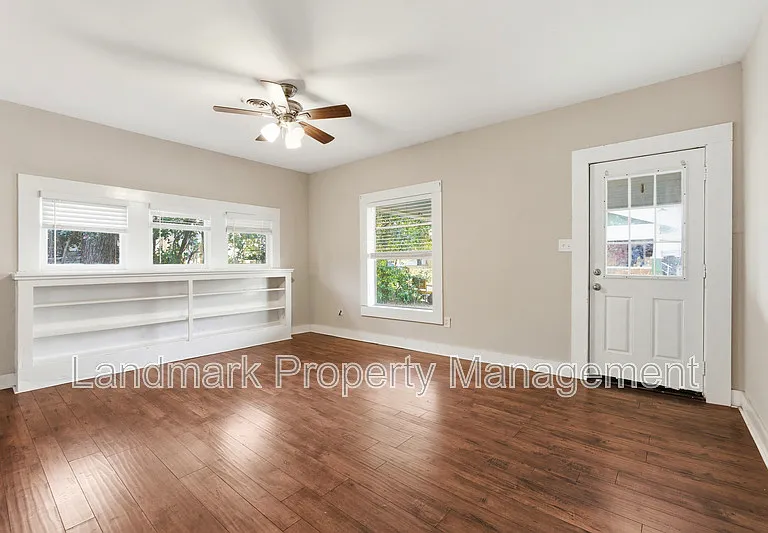405 College St — Photo 5