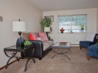 77 Edbert St APT C, Chicopee, MA 01020