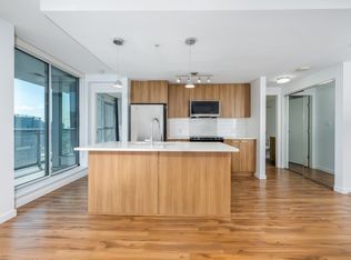 13325 102a Ave #3305, Surrey, BC V3T0J5