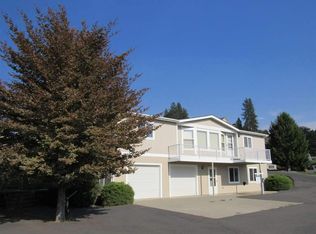 1327 Pike Sq, Seven Bays, WA 99122