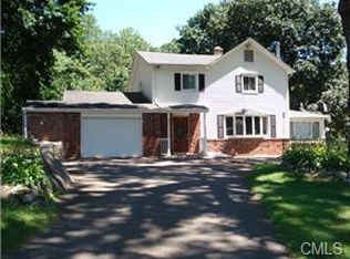 4 Cindy Ln, Norwalk, CT 06851