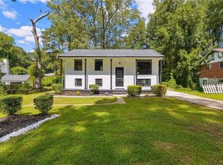 8421 Stonewall Jackson Dr, Jonesboro, GA 30238