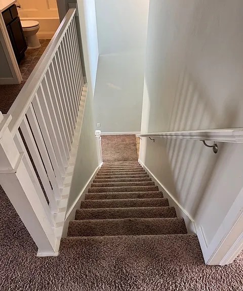 982 Chatham Dr N — Photo 13