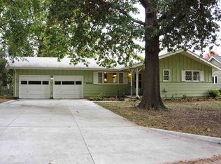 2924 Roma Ter, Manhattan, KS 66502