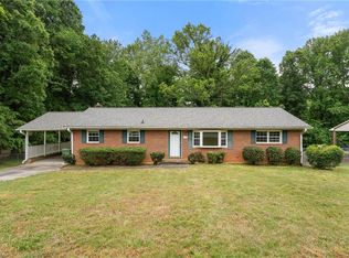 115 Vista Way Dr, Kernersville, NC 27284