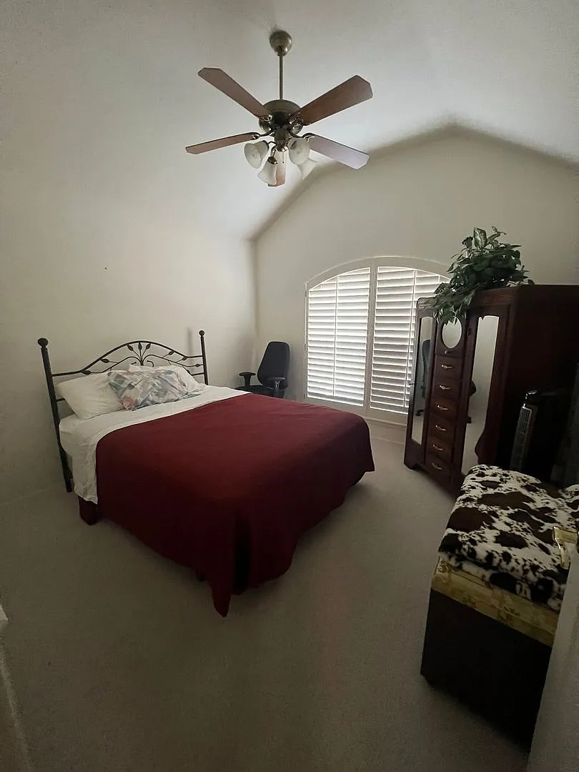 Fully Furnished Mid Term Lease — Photo 4