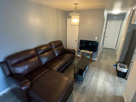 4th image of 1106 W Calle De Las Estrellas APT 4