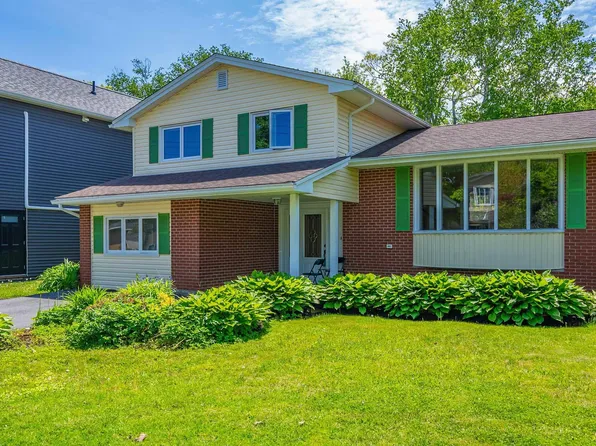 13 Guy St, Halifax, NS B3A 2P4