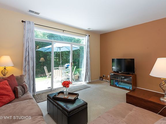 4th image of 1206 Brookdale Dr