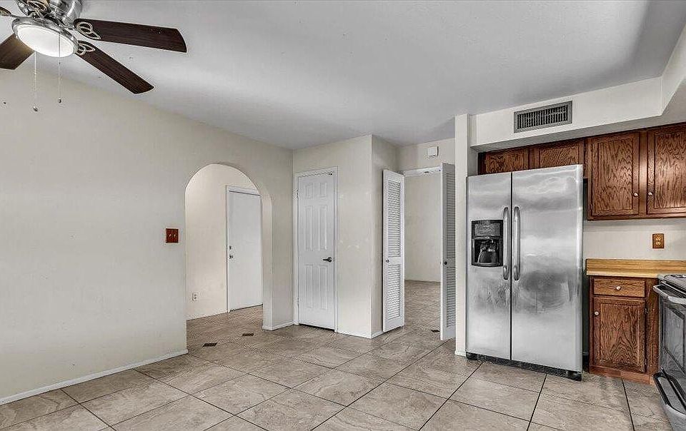 1st image of 4324 W Julie Dr