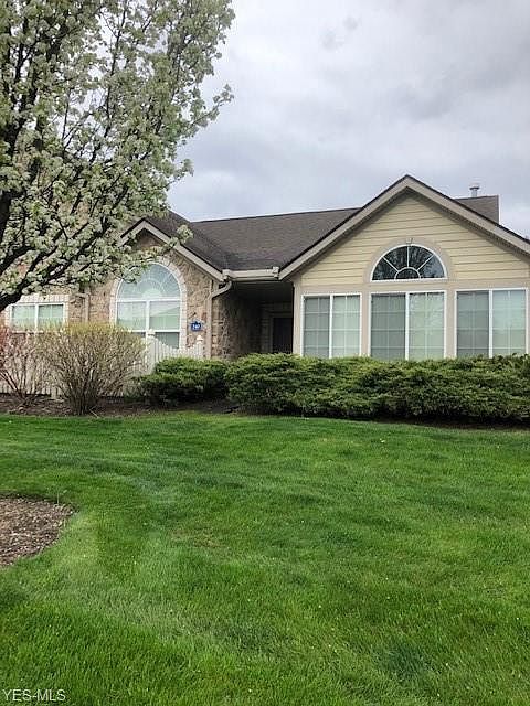 1st image of 240 Arlington Dr