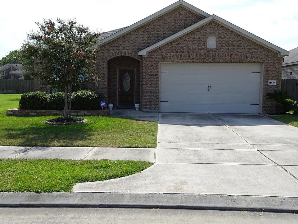 1st image of 15527 Eagle Fields Dr