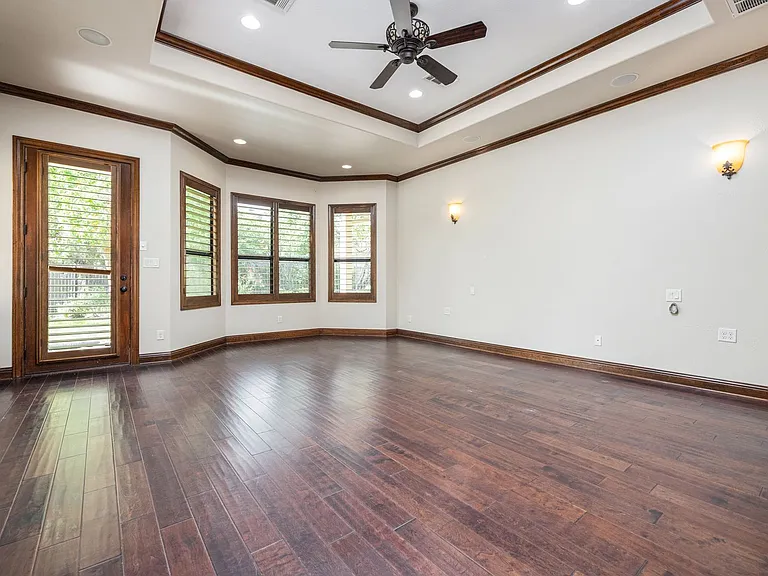 9900 Winding Oak Cir — Photo 14