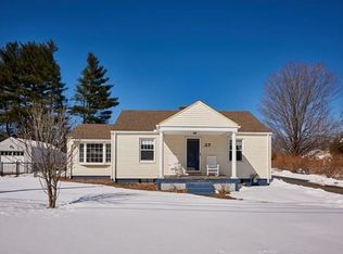 37 Berkshire Dr, Westfield, MA 01085