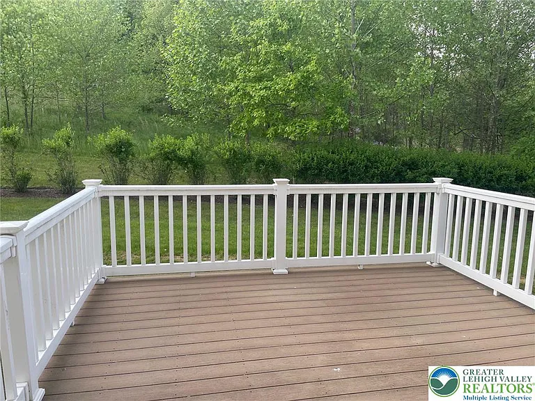 1621 Finches Garden Rd — Photo 3