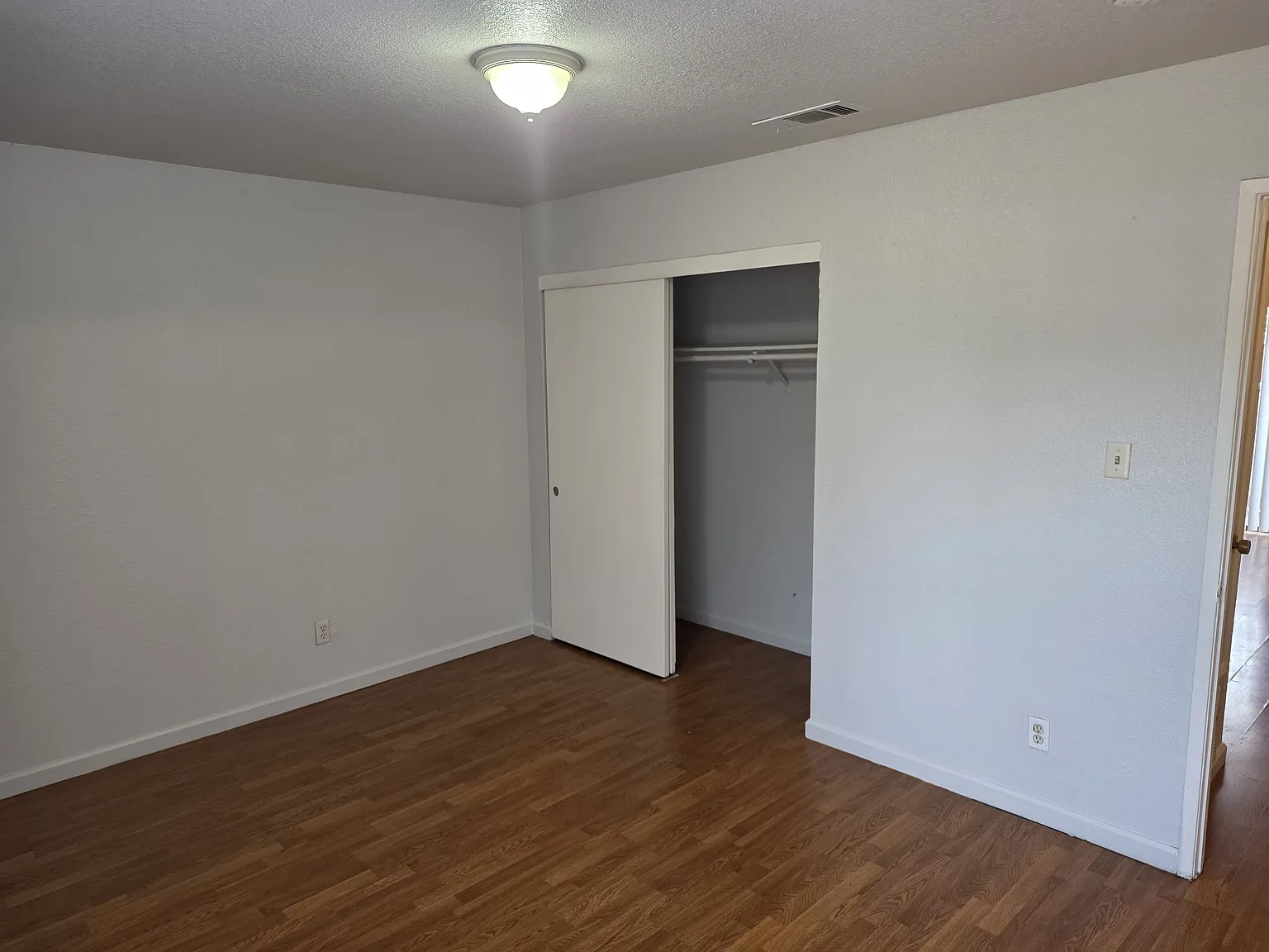 1 bed, $1,295 — Photo 3
