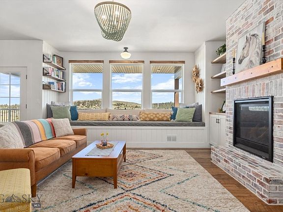 3rd image of 1873 Weldon Rd