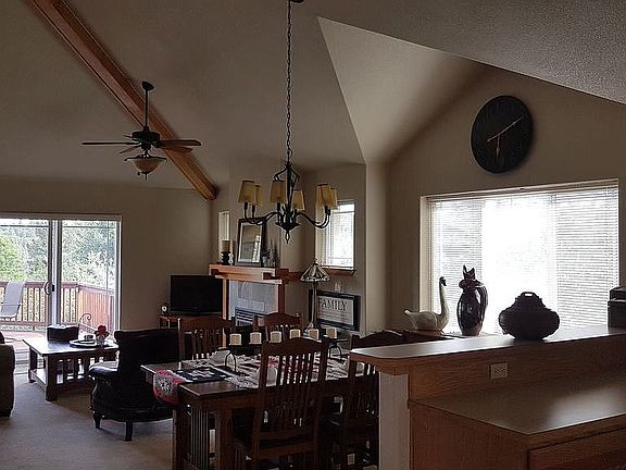 Great vaulted Room from Kitc