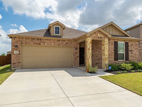 3rd image of 1316 Pepperhill Ln