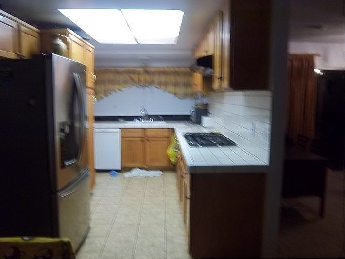2nd image of 2531 Sunrise Dr