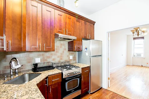 Rented by EXR | media 34