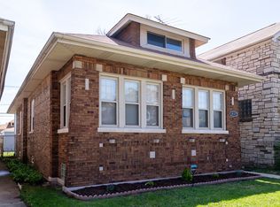 8137 S Crandon Ave, Chicago, IL