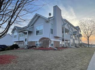 1454 Fox Hound Trl, Beecher, IL 60401