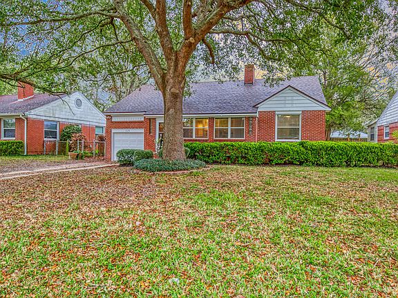 2nd image of 1129 Brierfield Dr