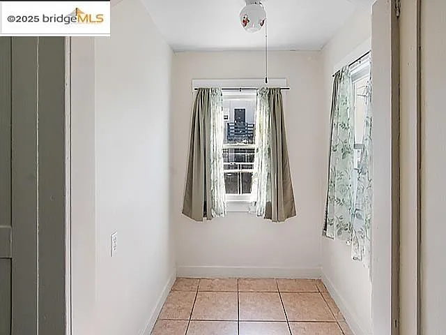 518 44th St #518B — Photo 1
