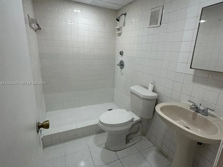 10000 NW 80th Ct #2324 — Photo 18
