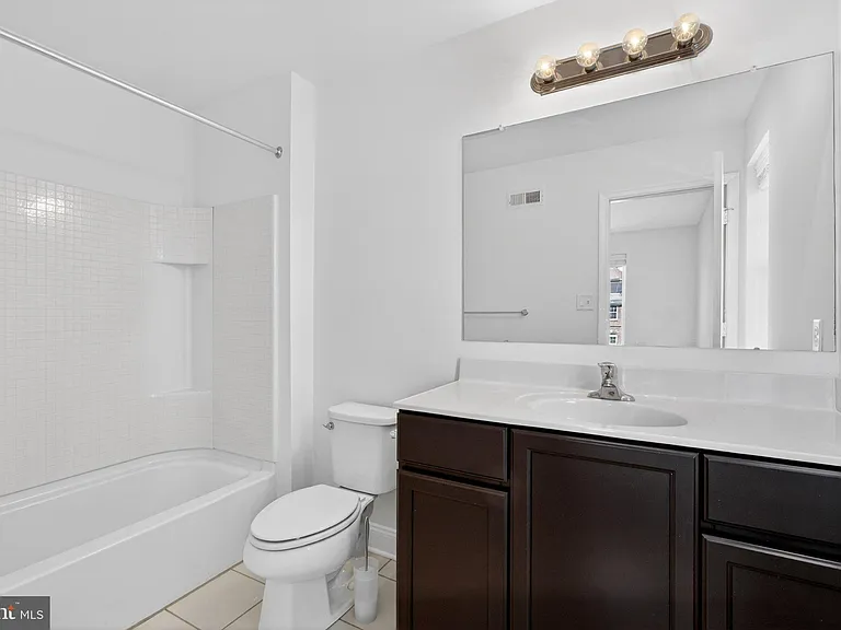 2707 Henry Moore Ln — Photo 32