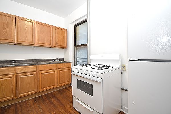2nd image of 1555 Grand Concourse #F3
