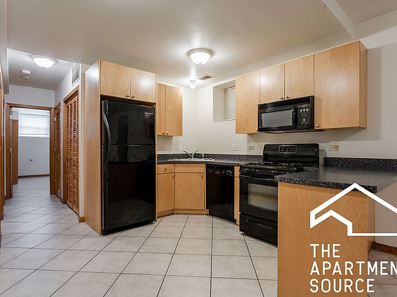 2nd image of 1822 N Campbell Ave #G
