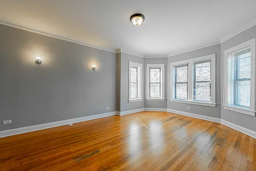 2056 W Arthur Ave #3W Photo 1