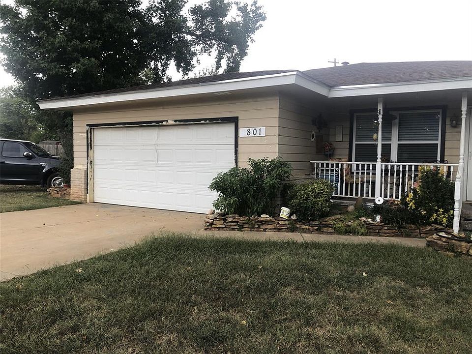 1st image of 801 E Patricia Dr