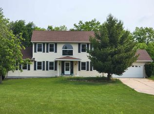 W1476 Rose Ln, Brodhead, WI 53520