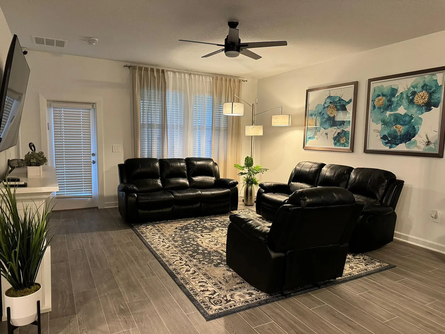 2490 Relaxing Ln — Photo 3