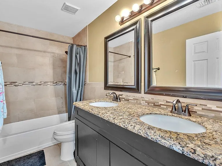 7145 Crescent Creek Way #7145 — Photo 10