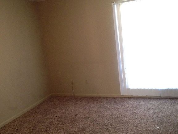 4th image of 1101 Deesport St APT C