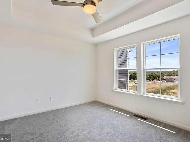 18 Clifton Mnr — Photo 38