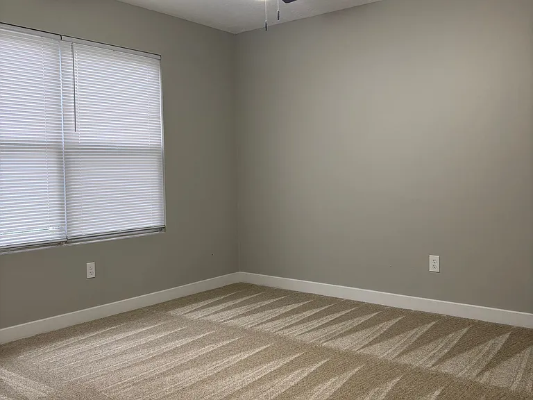 125 S Main St #1A — Photo 8