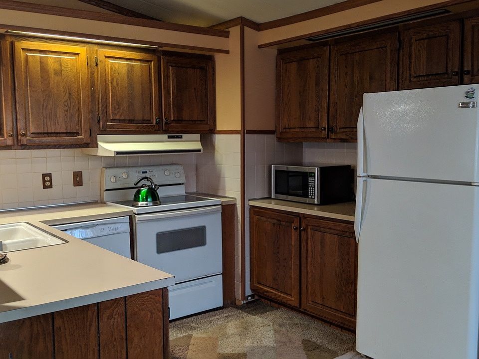 2nd image of 2412 Sunrise Dr