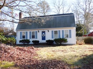 29 Sheffield Rd, West Yarmouth, MA 02673