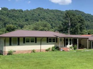 140 Airport Rd, Chapmanville, WV 25508