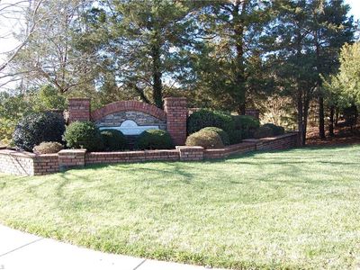2868 Saint Giles Ct, High Point, NC, 27262