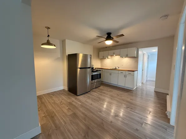 105 Ferry St APT 2, Troy, NY 12180