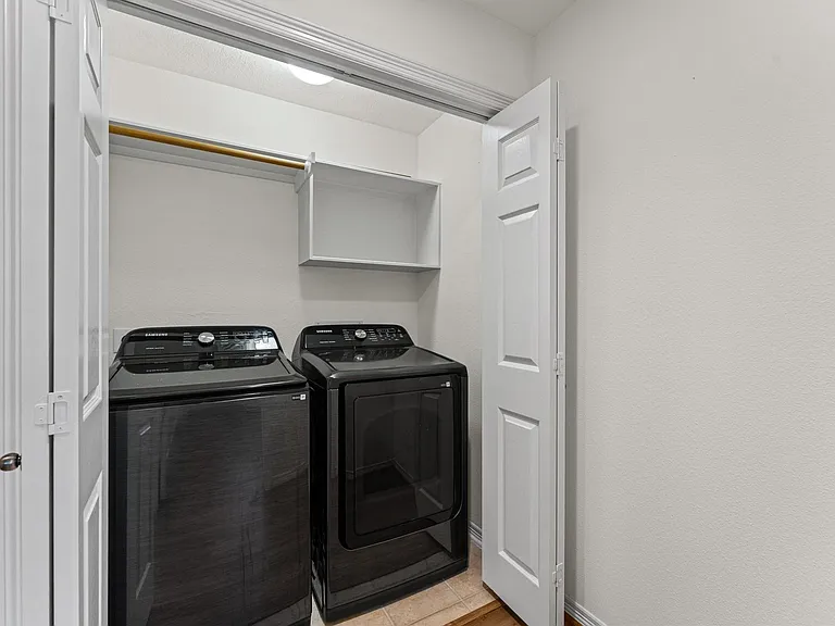 24911 Sandusky Dr — Photo 19