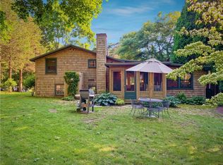 95 Wood Ln, South Kingstown, RI 02879