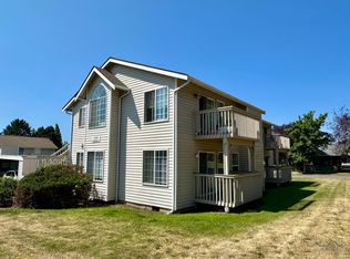 1104 E Maryland St APT 3, Bellingham, WA 98226